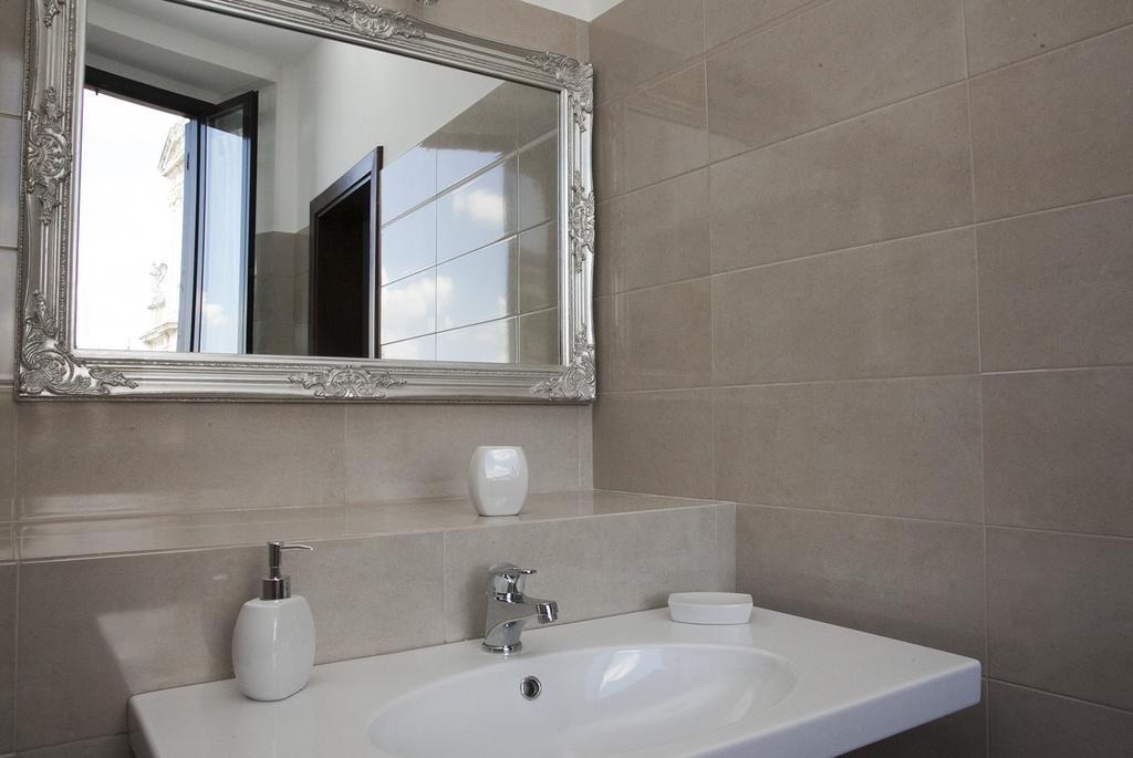 Piazza Degli Angeli Hotell Assisi Rum bild